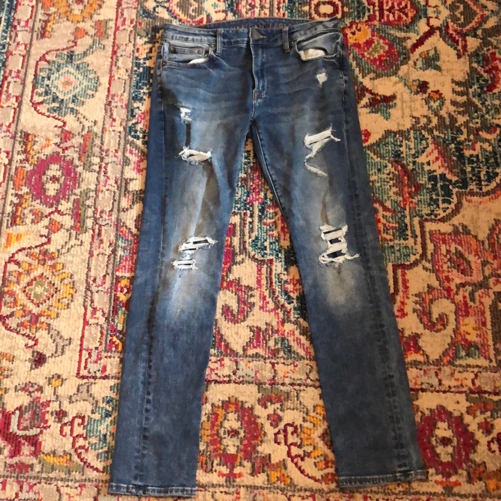 Mens American Eagle ripped dark wash 32x32 jeans